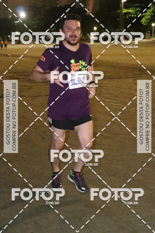 Buy your photos of the eventCorrida Monster Run 5K e 10K - Santos on Fotop