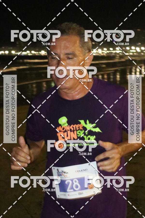 Buy your photos of the eventCorrida Monster Run 5K e 10K - Santos on Fotop