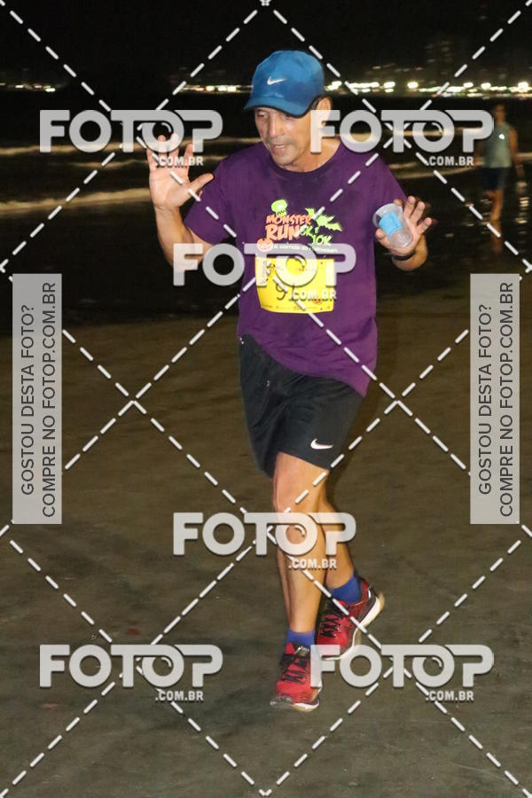 Buy your photos of the eventCorrida Monster Run 5K e 10K - Santos on Fotop