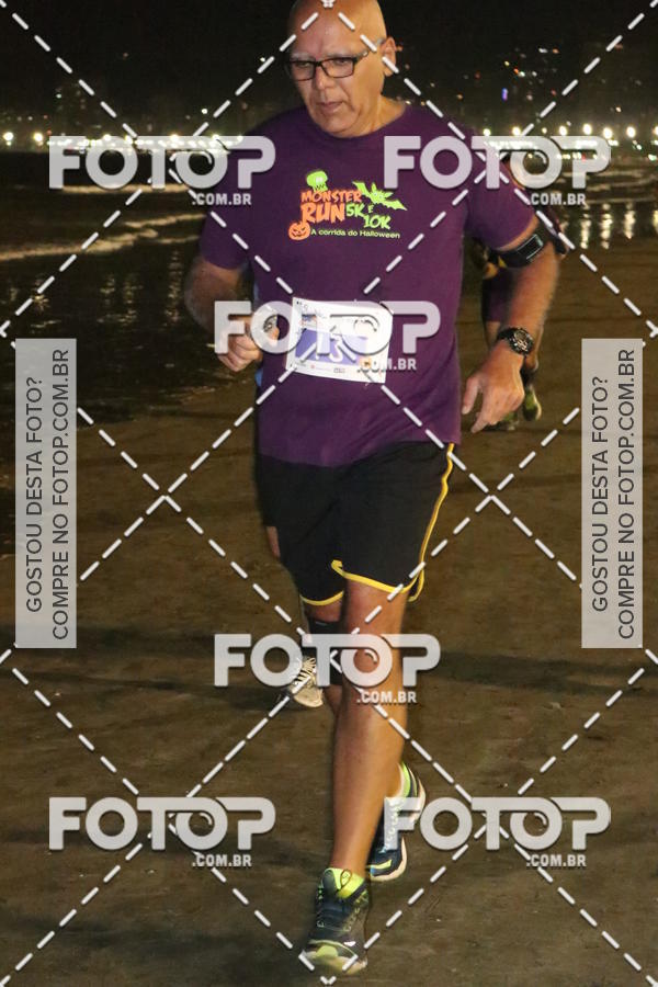 Buy your photos of the eventCorrida Monster Run 5K e 10K - Santos on Fotop