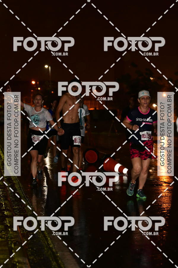 Buy your photos of the eventUp Night Run - Paul�nia on Fotop
