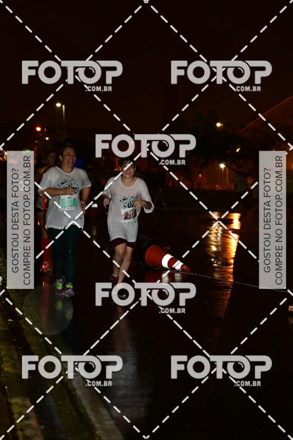 Buy your photos of the eventUp Night Run - Paul�nia on Fotop