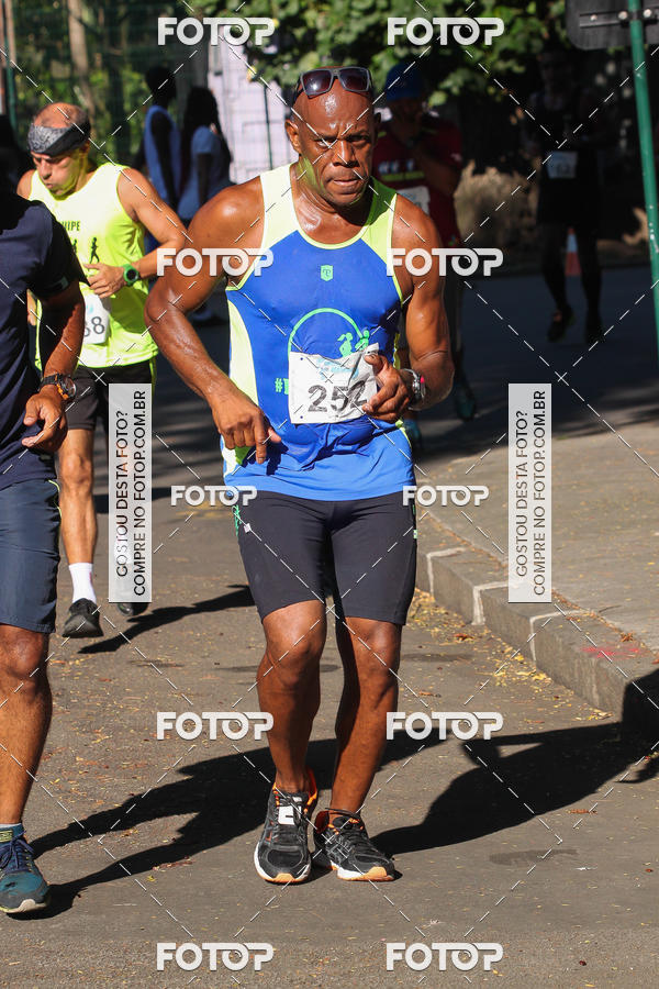 Buy your photos of the eventCorrida e Caminhada Marines 5K - Quinta da Boa Vista on Fotop
