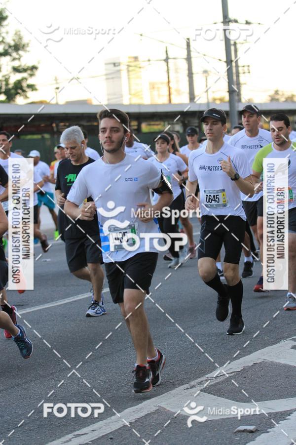 Buy your photos of the eventAthenas 15k - So Paulo on Fotop