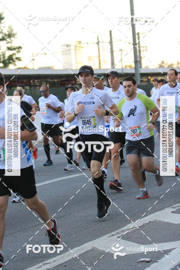 Buy your photos of the eventAthenas 15k - So Paulo on Fotop