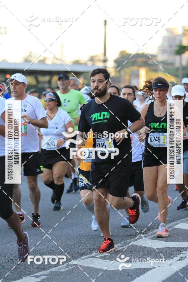 Buy your photos of the eventAthenas 15k - So Paulo on Fotop