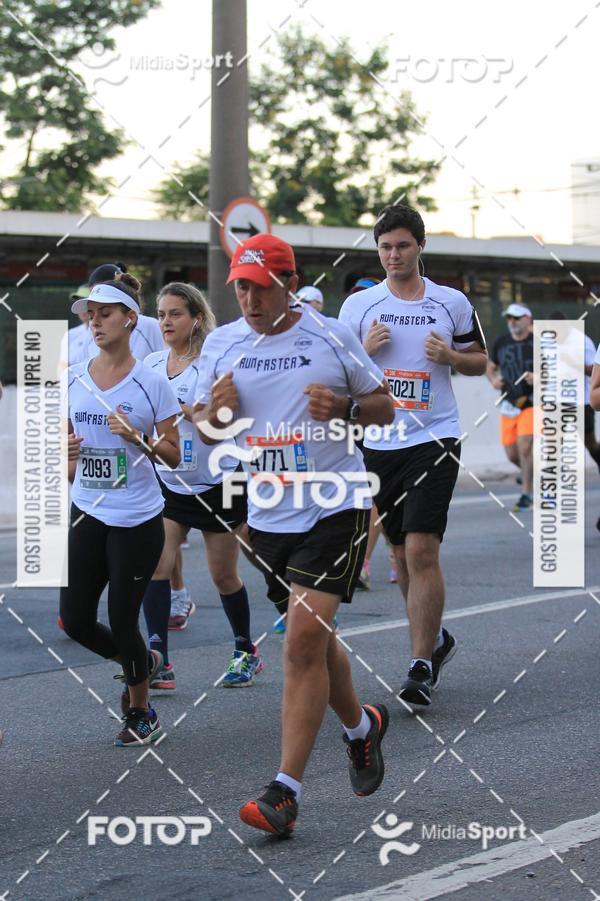Buy your photos of the eventAthenas 15k - So Paulo on Fotop