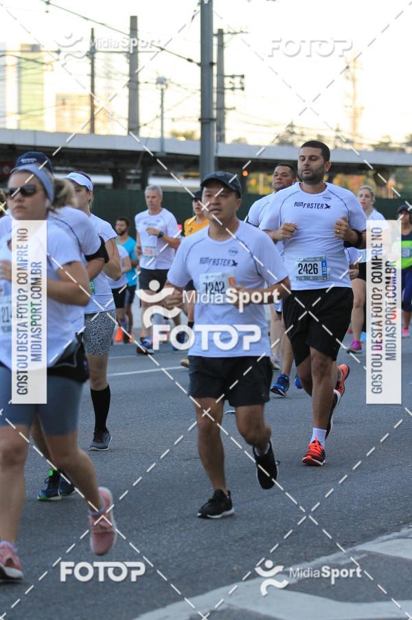 Buy your photos of the eventAthenas 15k - So Paulo on Fotop