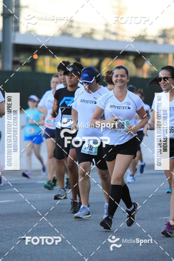 Buy your photos of the eventAthenas 15k - So Paulo on Fotop