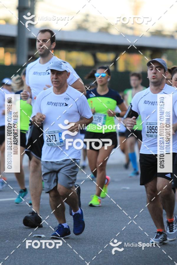 Buy your photos of the eventAthenas 15k - So Paulo on Fotop