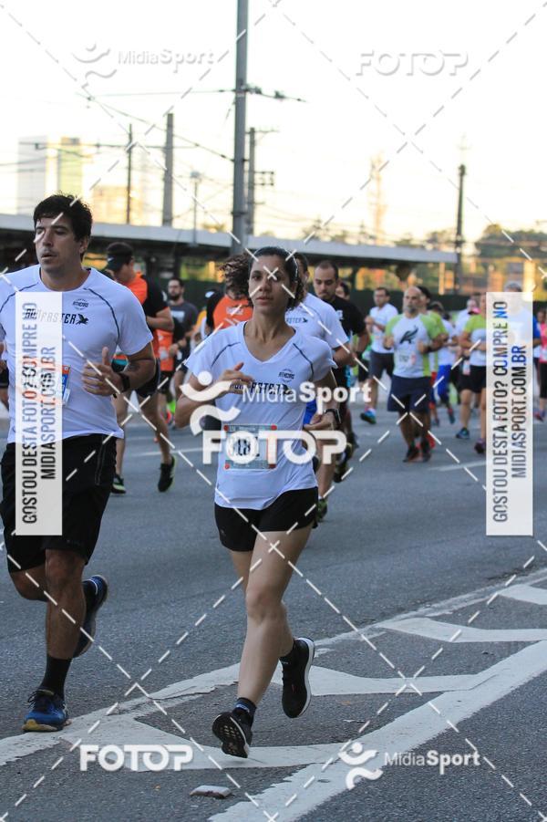 Buy your photos of the eventAthenas 15k - So Paulo on Fotop