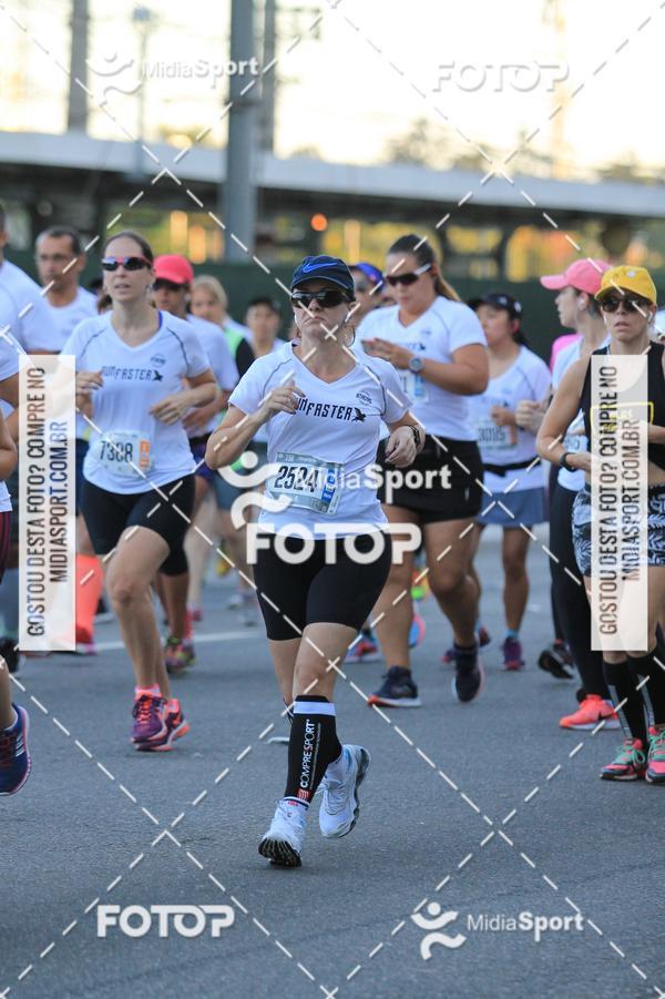 Buy your photos of the eventAthenas 15k - So Paulo on Fotop