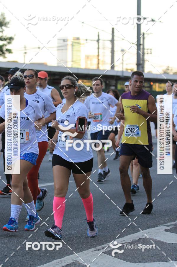 Buy your photos of the eventAthenas 15k - So Paulo on Fotop