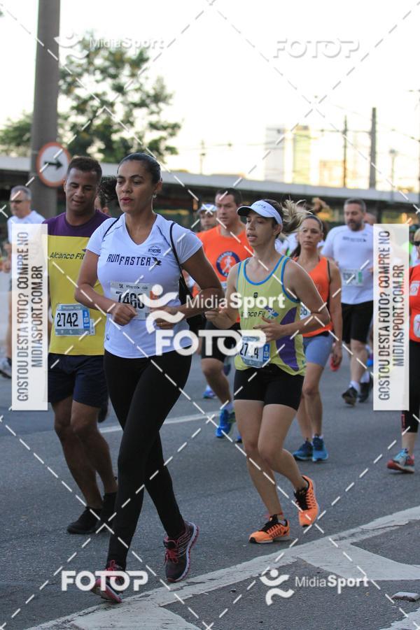 Buy your photos of the eventAthenas 15k - So Paulo on Fotop