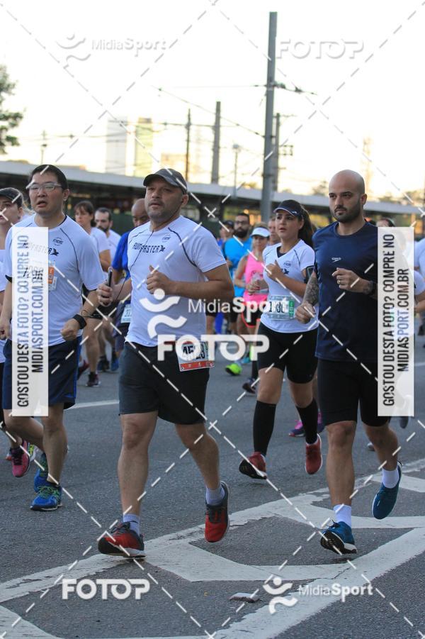 Buy your photos of the eventAthenas 15k - So Paulo on Fotop