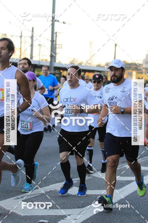 Buy your photos of the eventAthenas 15k - So Paulo on Fotop