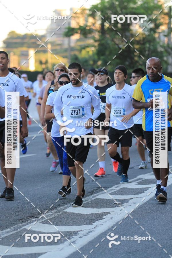 Buy your photos of the eventAthenas 15k - So Paulo on Fotop