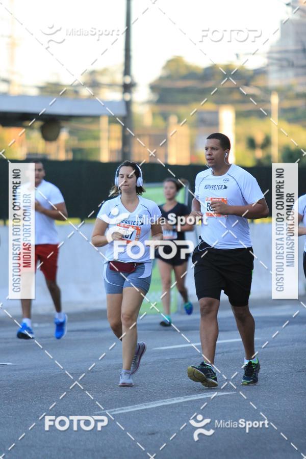 Buy your photos of the eventAthenas 15k - So Paulo on Fotop