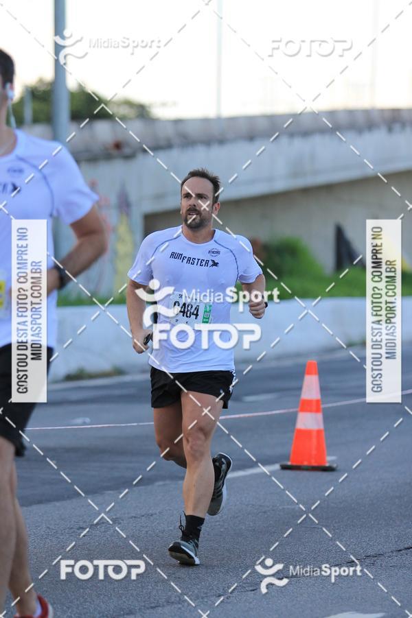 Buy your photos of the eventAthenas 15k - So Paulo on Fotop