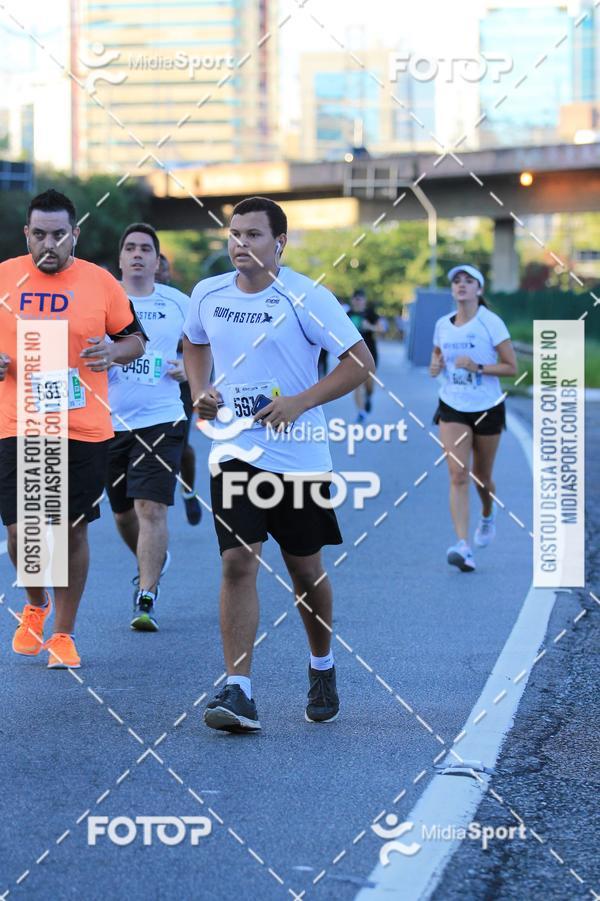 Buy your photos of the eventAthenas 15k - So Paulo on Fotop