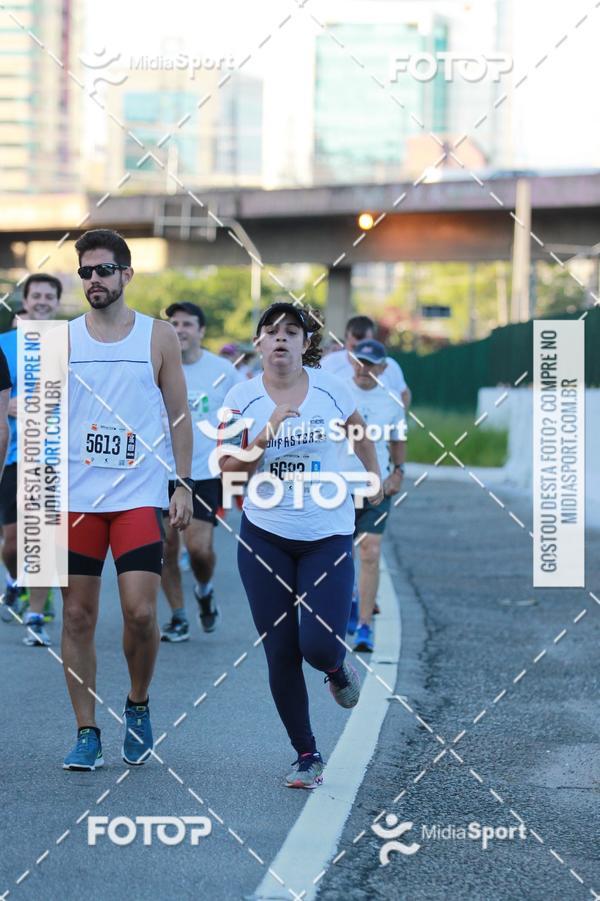Buy your photos of the eventAthenas 15k - So Paulo on Fotop