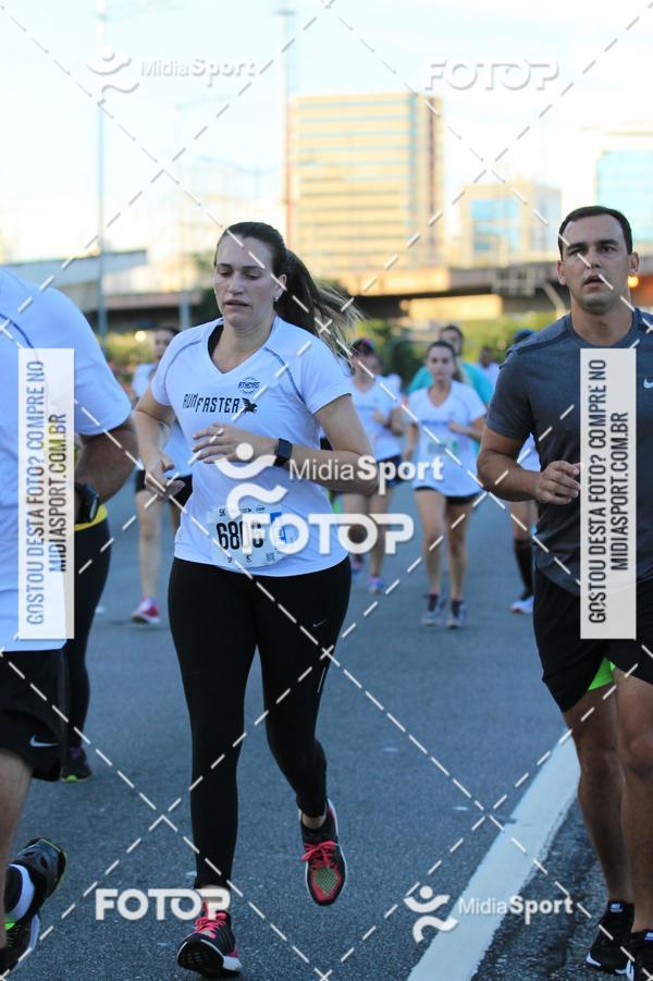 Buy your photos of the eventAthenas 15k - So Paulo on Fotop