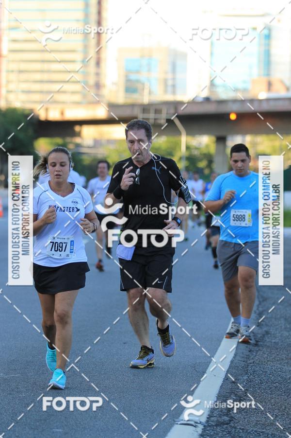 Buy your photos of the eventAthenas 15k - So Paulo on Fotop