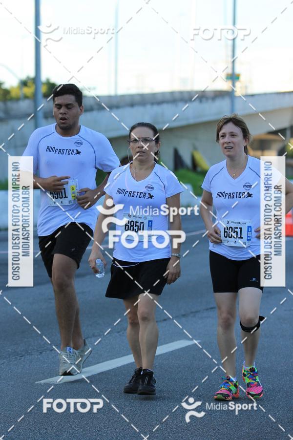 Buy your photos of the eventAthenas 15k - So Paulo on Fotop