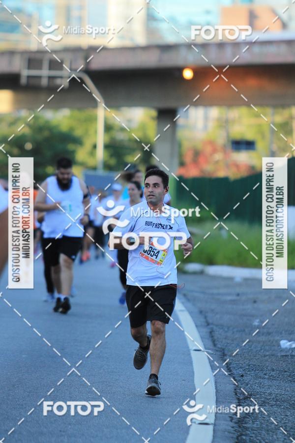 Buy your photos of the eventAthenas 15k - So Paulo on Fotop