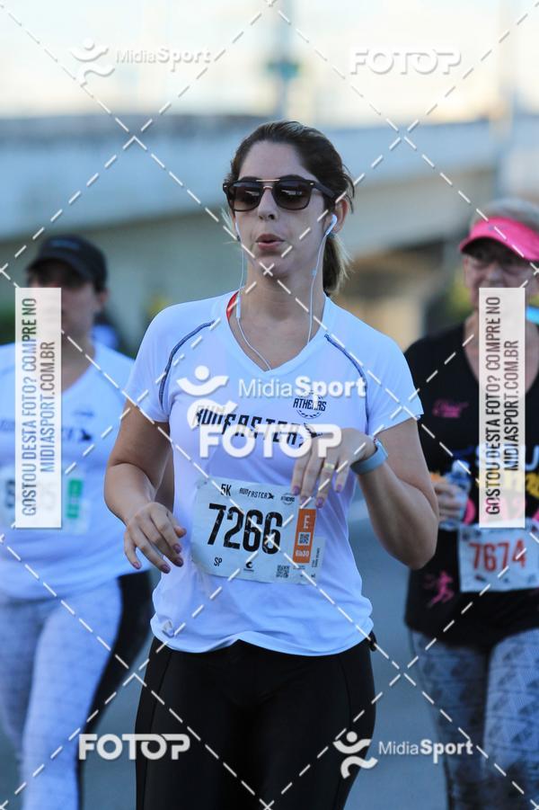 Buy your photos of the eventAthenas 15k - So Paulo on Fotop