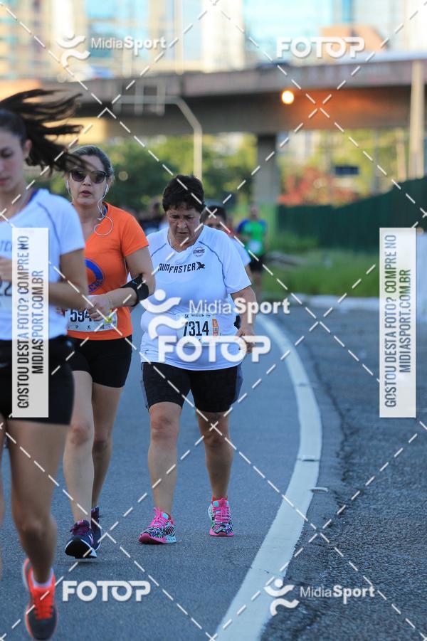 Buy your photos of the eventAthenas 15k - So Paulo on Fotop