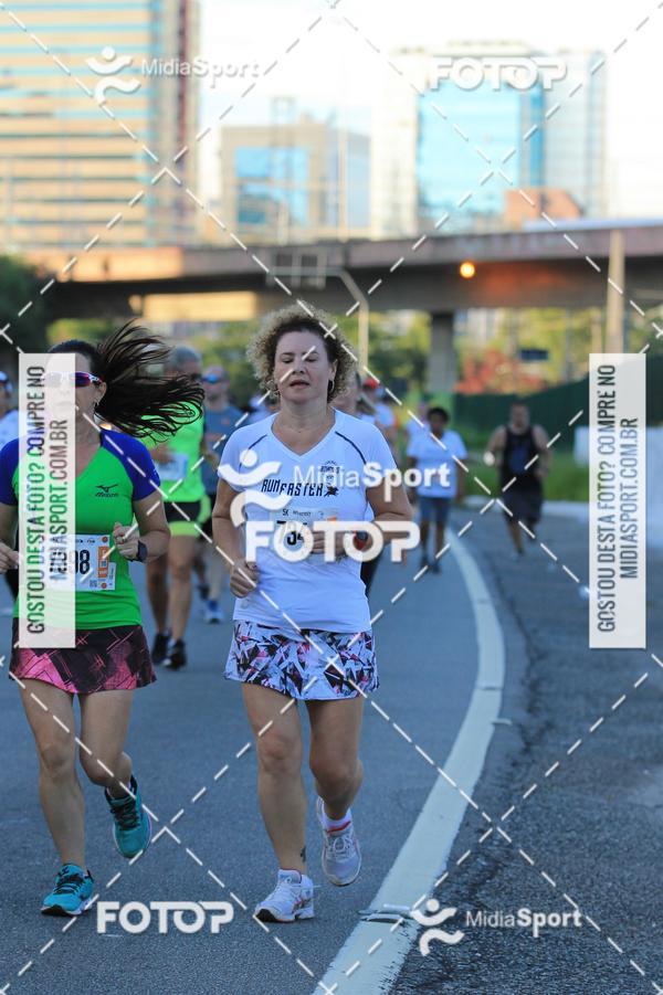 Buy your photos of the eventAthenas 15k - So Paulo on Fotop