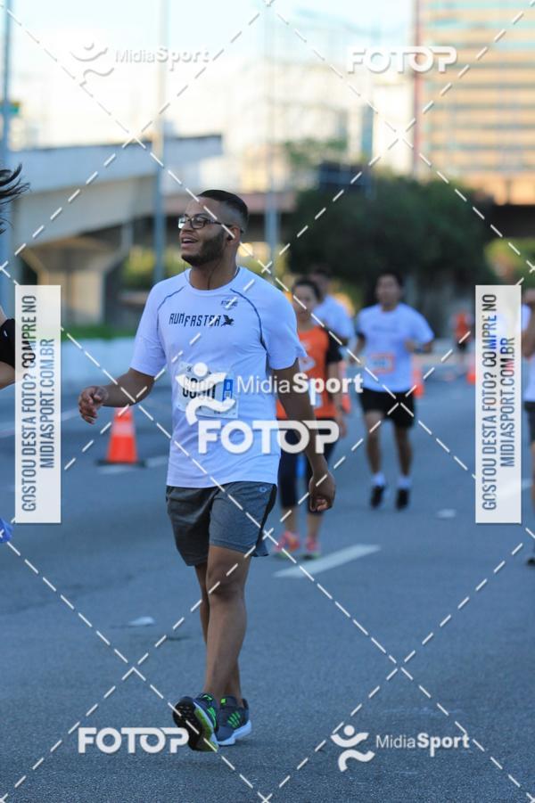 Buy your photos of the eventAthenas 15k - So Paulo on Fotop