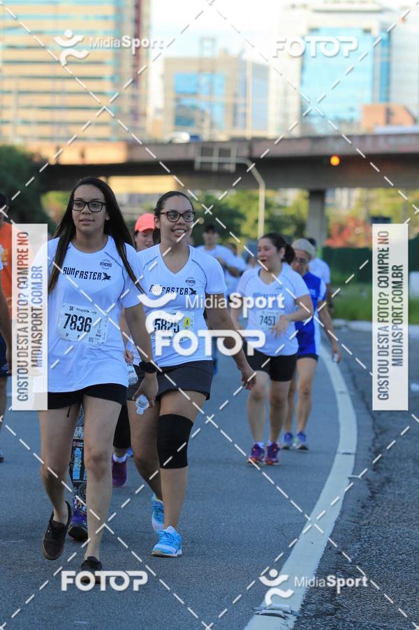 Buy your photos of the eventAthenas 15k - So Paulo on Fotop
