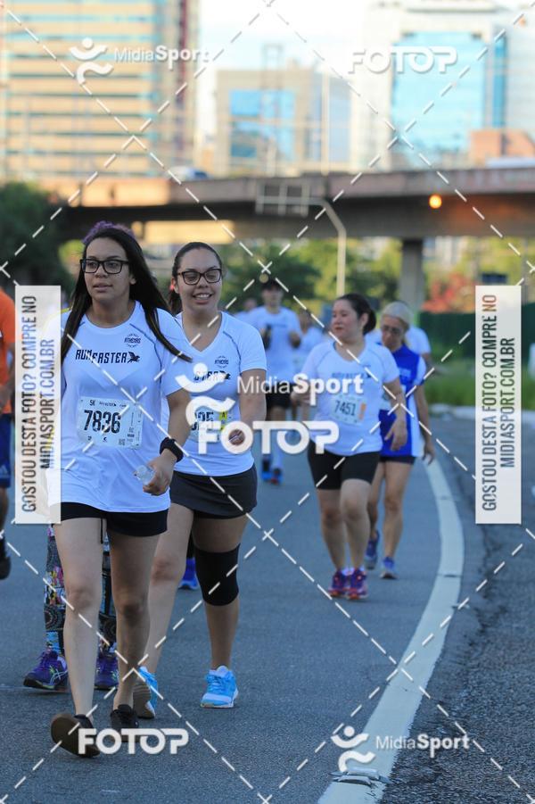 Buy your photos of the eventAthenas 15k - So Paulo on Fotop