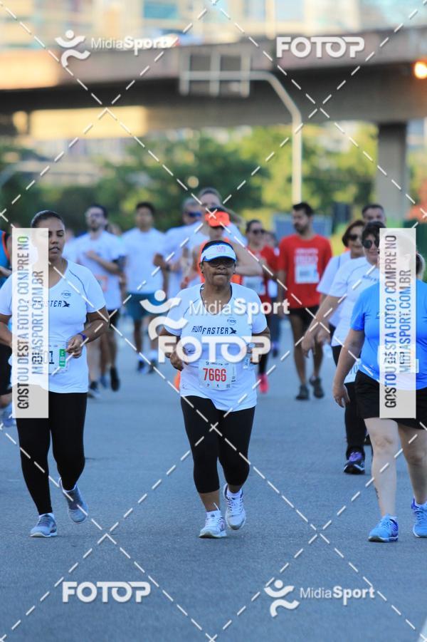 Buy your photos of the eventAthenas 15k - So Paulo on Fotop