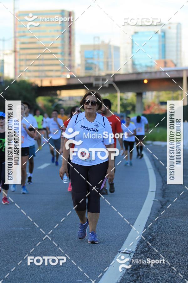 Buy your photos of the eventAthenas 15k - So Paulo on Fotop