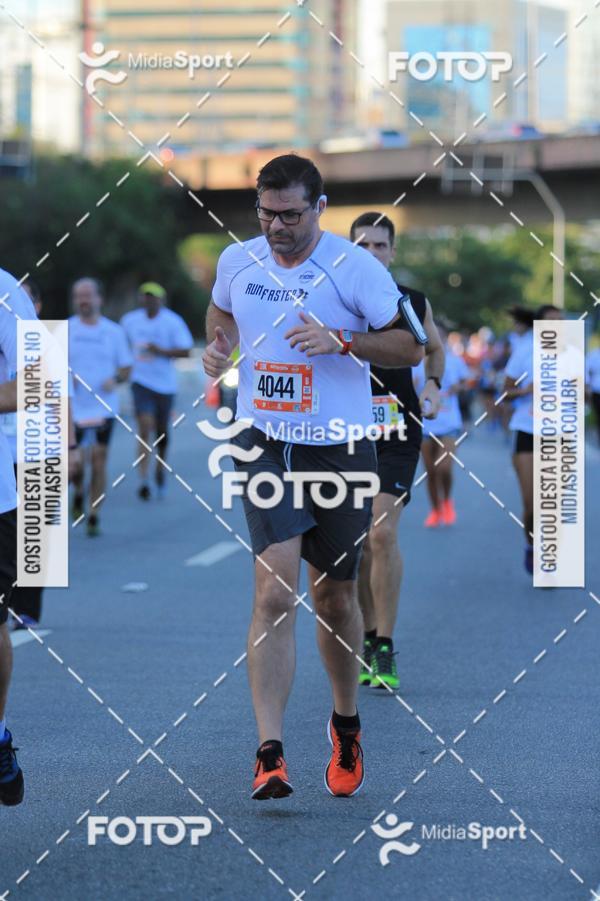 Buy your photos of the eventAthenas 15k - So Paulo on Fotop