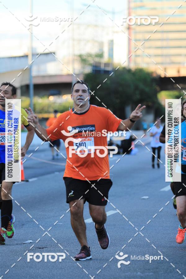 Buy your photos of the eventAthenas 15k - So Paulo on Fotop