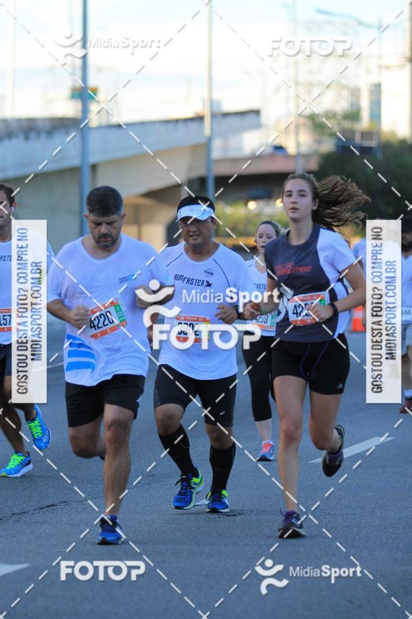 Buy your photos of the eventAthenas 15k - So Paulo on Fotop