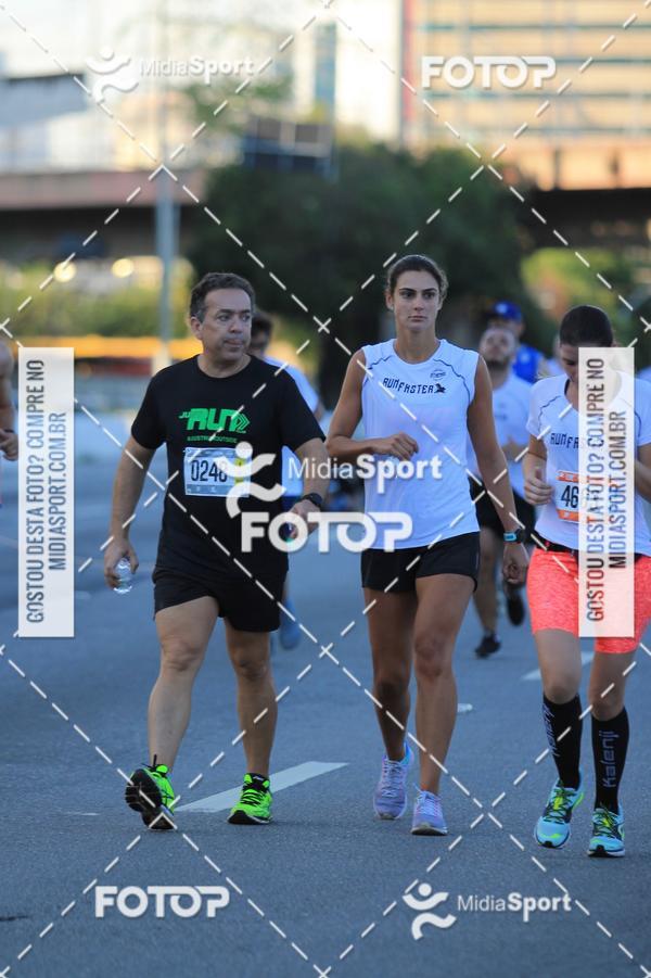 Buy your photos of the eventAthenas 15k - So Paulo on Fotop