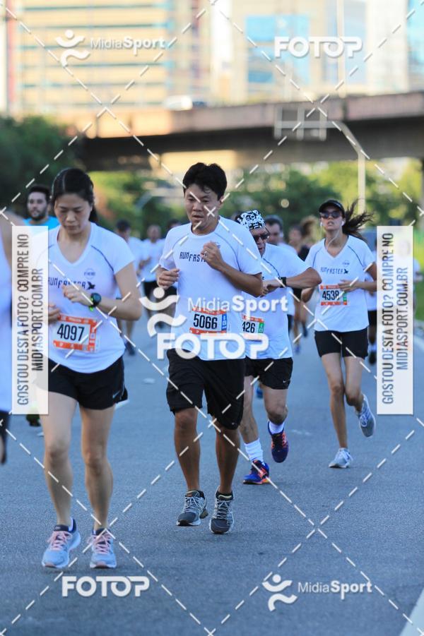 Buy your photos of the eventAthenas 15k - So Paulo on Fotop