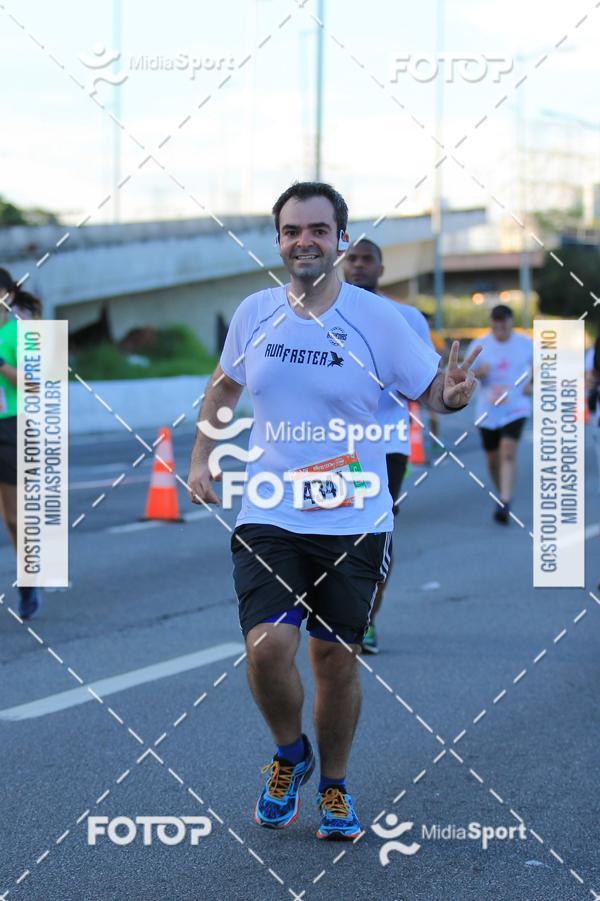 Buy your photos of the eventAthenas 15k - So Paulo on Fotop