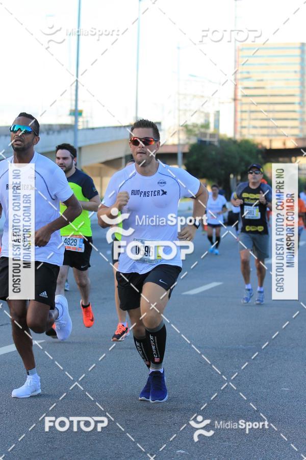 Buy your photos of the eventAthenas 15k - So Paulo on Fotop