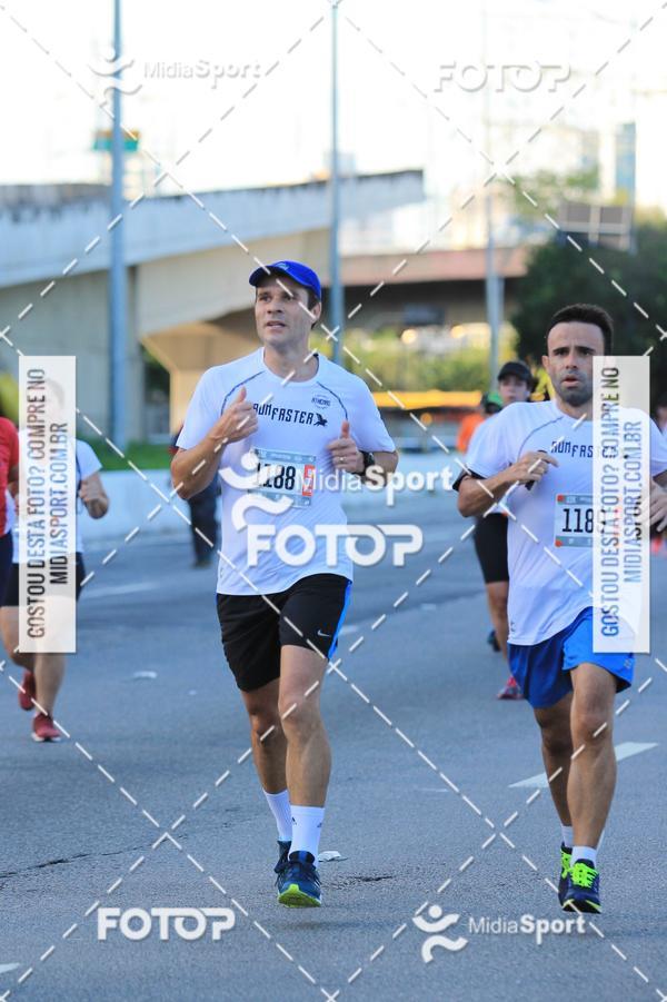 Buy your photos of the eventAthenas 15k - So Paulo on Fotop