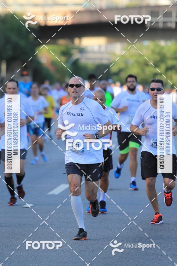 Buy your photos of the eventAthenas 15k - So Paulo on Fotop