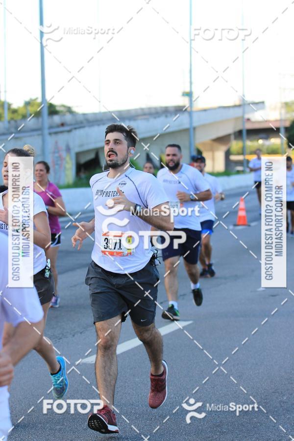 Buy your photos of the eventAthenas 15k - So Paulo on Fotop