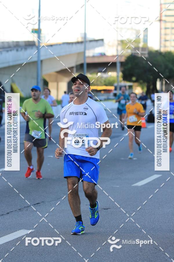 Buy your photos of the eventAthenas 15k - So Paulo on Fotop