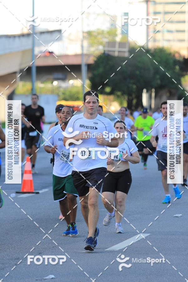 Buy your photos of the eventAthenas 15k - So Paulo on Fotop