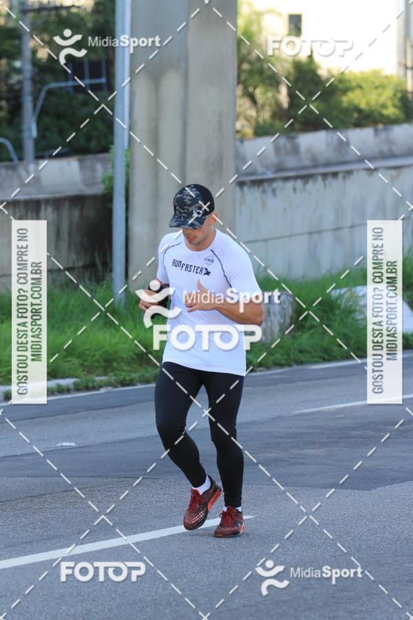 Buy your photos of the eventAthenas 15k - So Paulo on Fotop